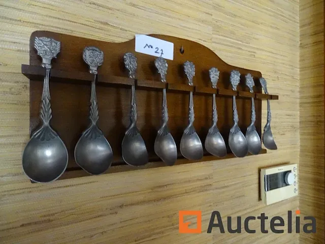 Houten boog met lepels - afbeelding 2 van  10