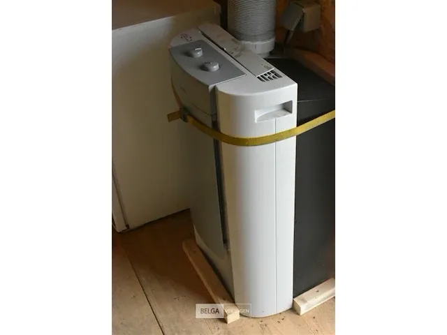 Houten buiten unit (inkomcontainer, drankenbonunit) 3 vensters 1 deur, met inrichting 275x10x220 - afbeelding 17 van  23