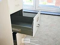 Houten bureau + ladenkast - afbeelding 7 van  7