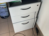 Houten bureau - afbeelding 3 van  6