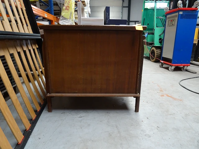 Houten bureaumeubel - afbeelding 2 van  6