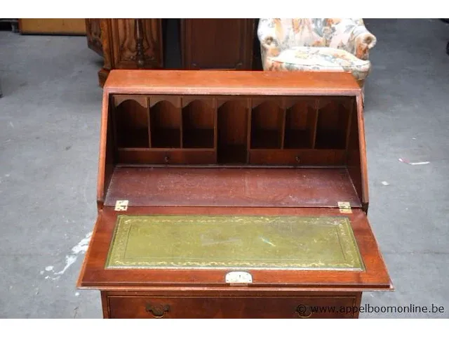 Houten bureau/secretaire, vv klapdeur en 2 laden, afm plm 74x41x98cm - afbeelding 2 van  3