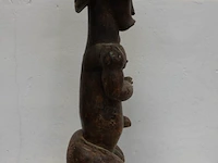 Houten byeri figuur - afbeelding 2 van  5