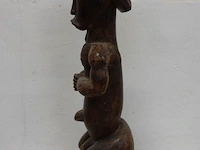 Houten byeri figuur - afbeelding 4 van  5