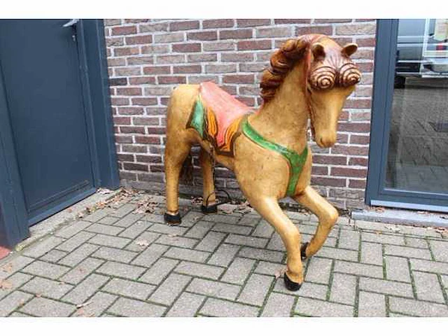 Houten carouselpaard - afbeelding 1 van  5