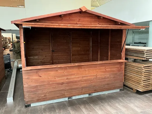 Houten chalet (houten onderstel) - afbeelding 1 van  23