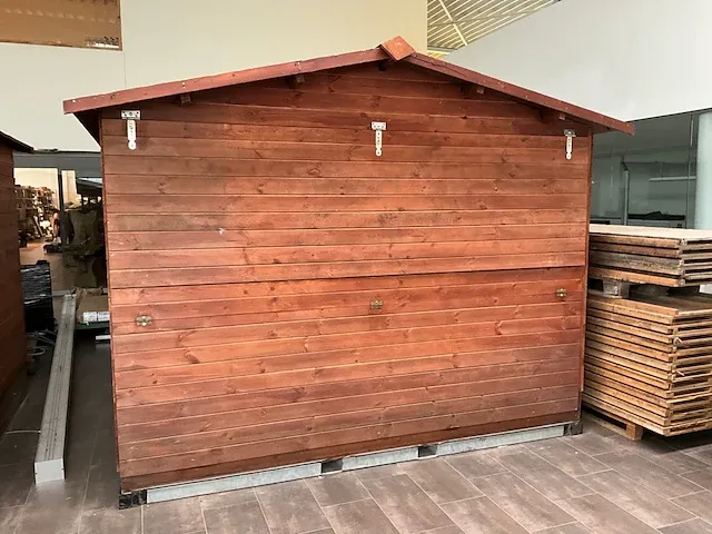 Houten chalet (metalen onderstel) - afbeelding 8 van  23
