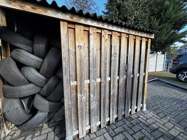 Houten container berging - afbeelding 2 van  7