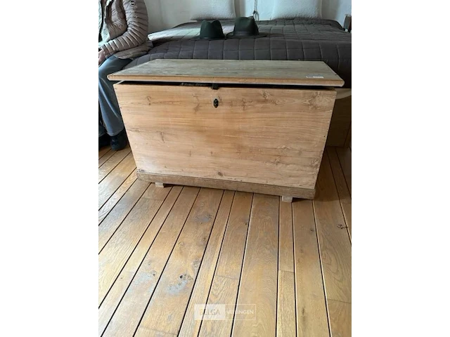 Houten dekenkoffer - afbeelding 2 van  2