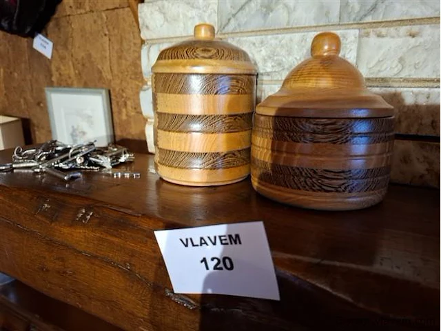 Houten dekselpot - afbeelding 1 van  1