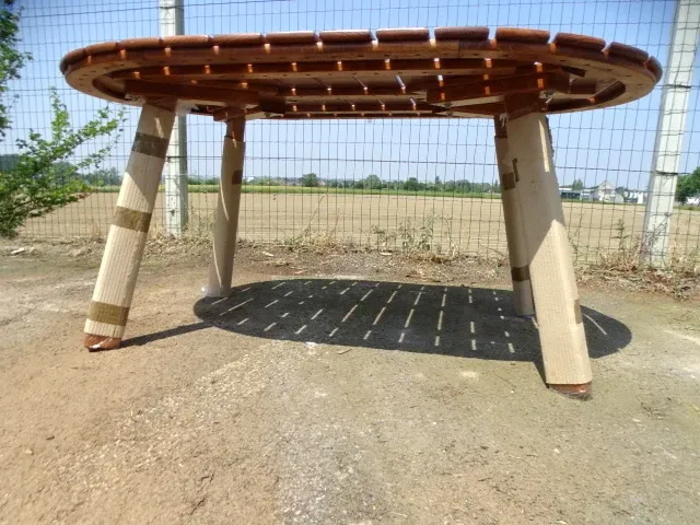 Houten design tuintafel - afbeelding 4 van  4