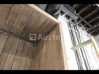 Houten displayplank op wielen - afbeelding 4 van  6