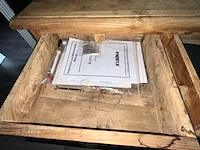 Houten dressiorkast met inhoud - afbeelding 5 van  13