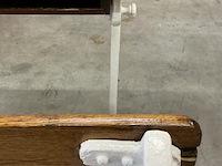 Houten dubbele lessenaar met wit gietijzeren onderstel - afbeelding 4 van  4