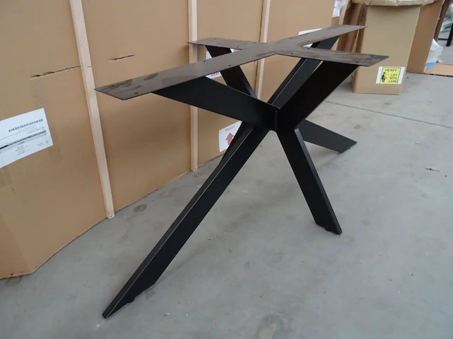 Houten eettafel - afbeelding 3 van  4