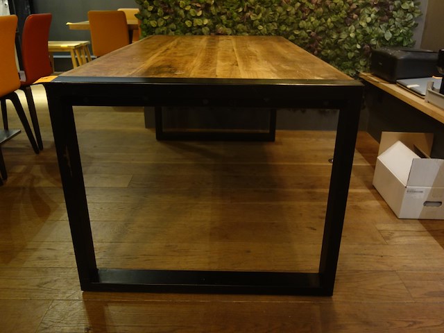 Houten eettafel - afbeelding 1 van  3