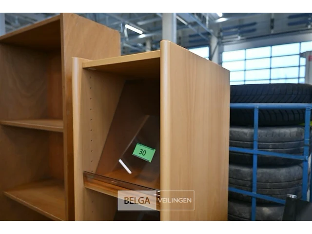 Houten folderkast - afbeelding 2 van  3