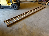 Houten gymnastiekladder - afbeelding 1 van  2