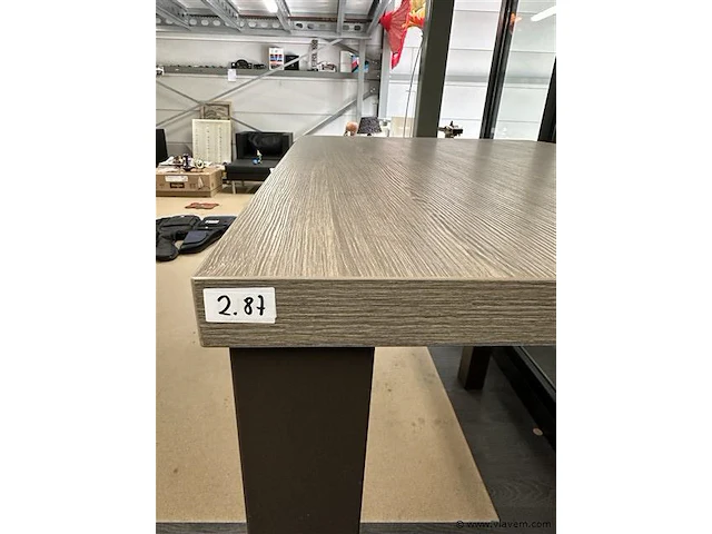 Houten hoge aperotafel met 4 metalen poten - afbeelding 3 van  10