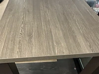 Houten hoge aperotafel met 4 metalen poten - afbeelding 4 van  10
