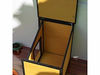 Houten hondenhok met te openen asfalt dak en deurgordijn - buitenhuis voor kleine dieren - voor kleine honden - weerbestendig - geel - 71 x 58 x 53/77 cm - afbeelding 8 van  9
