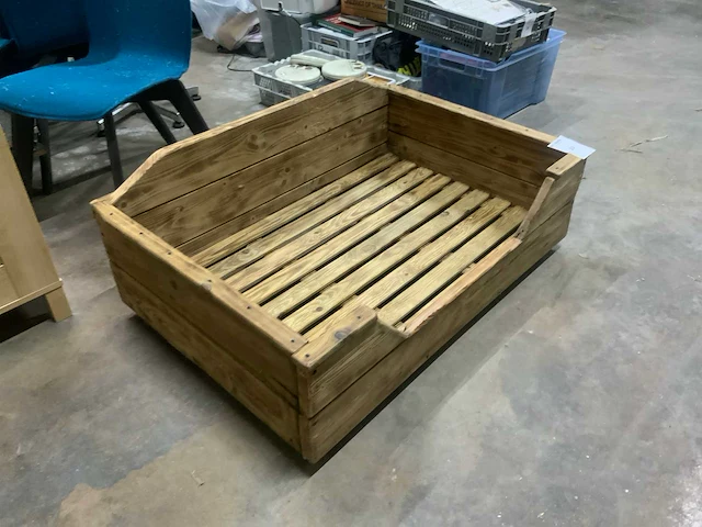 Houten hondenmand - afbeelding 2 van  2