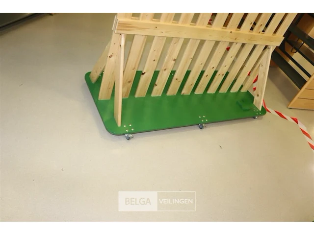 Houten kapstok op wielen - afbeelding 2 van  2