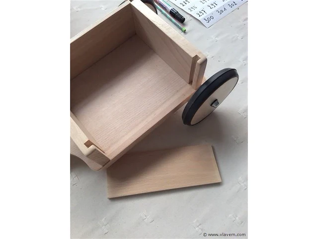 Houten kar - afbeelding 2 van  2