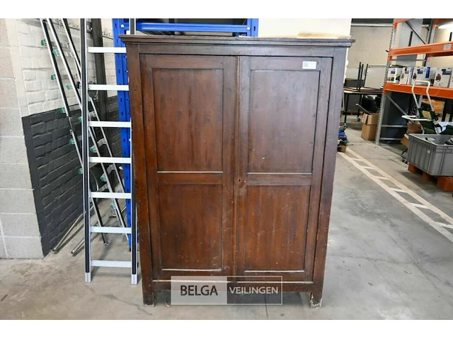 Houten kast - afbeelding 1 van  2
