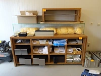 Houten kast - afbeelding 1 van  4