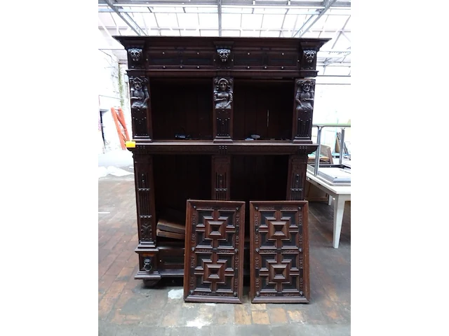 Houten kast - afbeelding 1 van  3