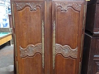 Houten kast - afbeelding 1 van  4