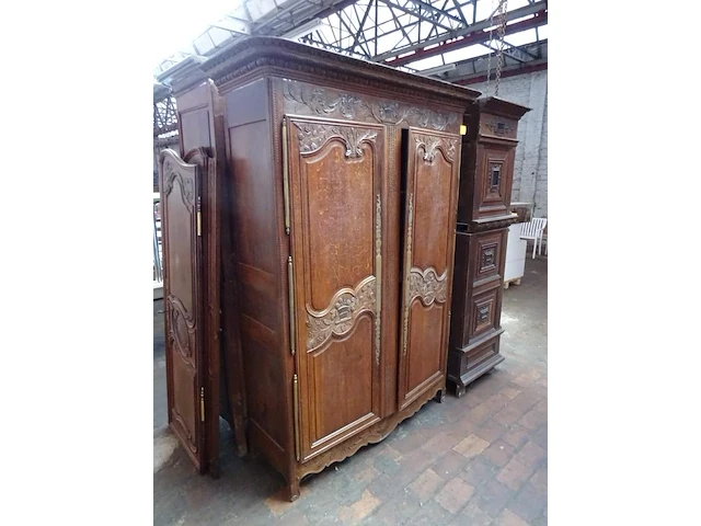Houten kast - afbeelding 2 van  4
