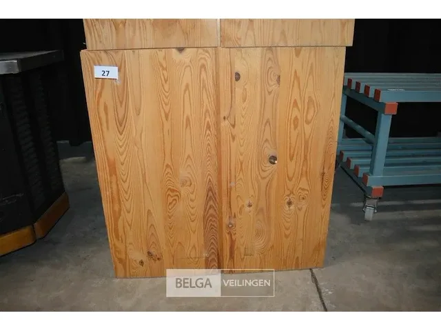 Houten kastje ± 90x83x82 - afbeelding 1 van  5