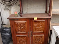 Houten kastje plus bijzet tafeltje - afbeelding 1 van  2