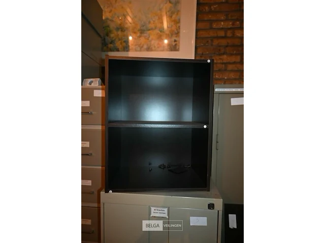 Houten kastje - afbeelding 2 van  3