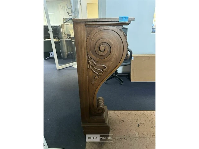 Houten kerkzuil - afbeelding 1 van  4