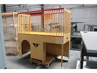 Houten kinderspeelhuis - afbeelding 1 van  4