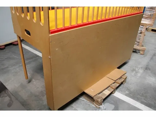 Houten kinderspeelhuis - afbeelding 4 van  4