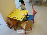 Houten kinderspeeltafeltje - afbeelding 1 van  2