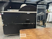 Houten kist op wielen met opplooibare toog - afbeelding 2 van  3