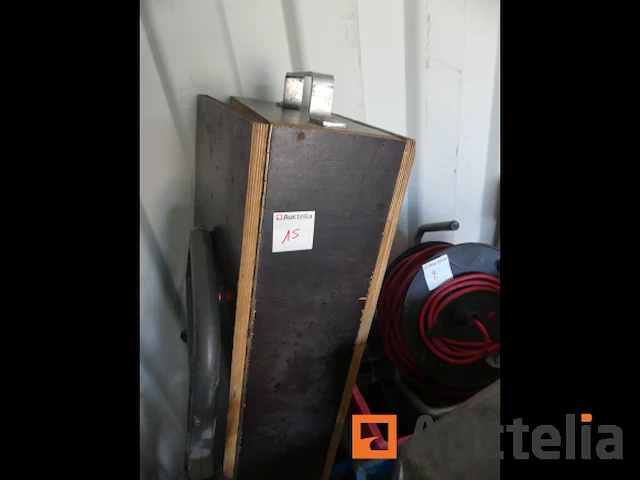 Houten kist - afbeelding 1 van  7