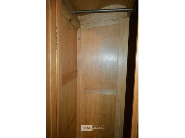 Houten kleerkast 210x220cm - afbeelding 4 van  4