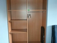 Houten kleerkast - afbeelding 1 van  4
