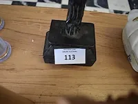 Houten kruisbeeld, houten boedha, houten sierstuk, 2 aardenkruiken, houten masker - afbeelding 2 van  8