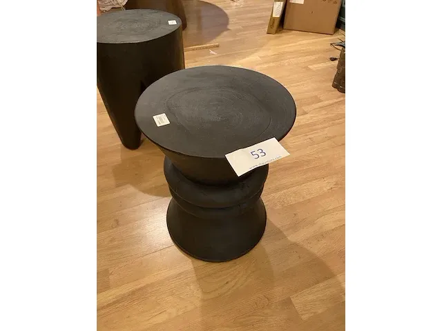 Houten krukje - afbeelding 1 van  3