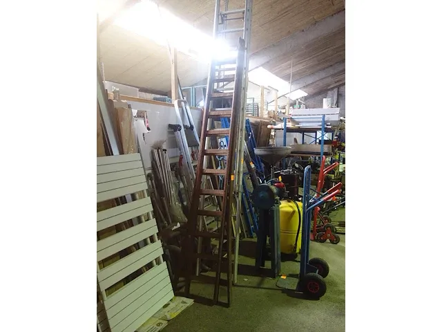 Houten ladder - afbeelding 1 van  2