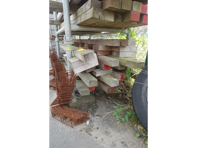 Houten leuningen - afbeelding 2 van  2
