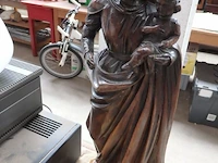 Houten madonna met kind op voet hoogte 50 cm - afbeelding 1 van  2