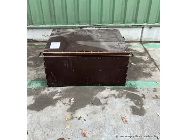 Houten opbergbox zonder bodemplaat en wieltjes afm plm 96 x 65 x 49 cm - afbeelding 1 van  2